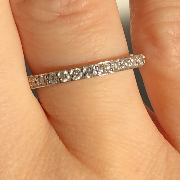 DIAMOND ETERNITY BAND RING - Picture 6 of 7